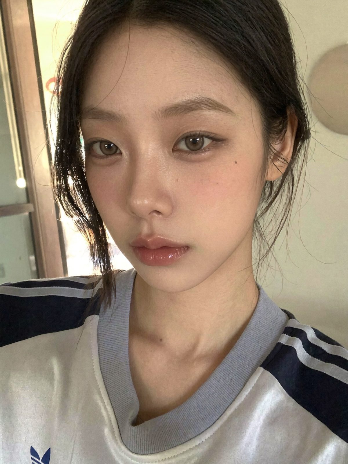 居家自拍 AI 模特